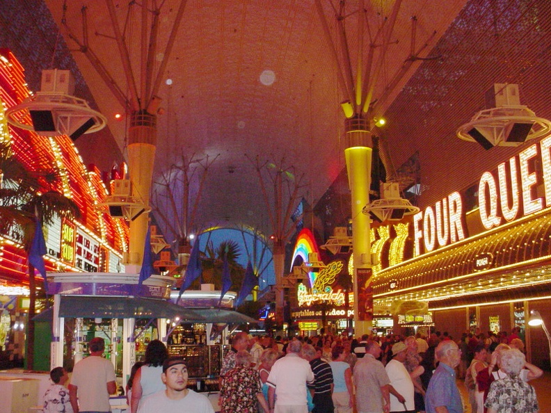 Las Vegas 2004 - 129.jpg